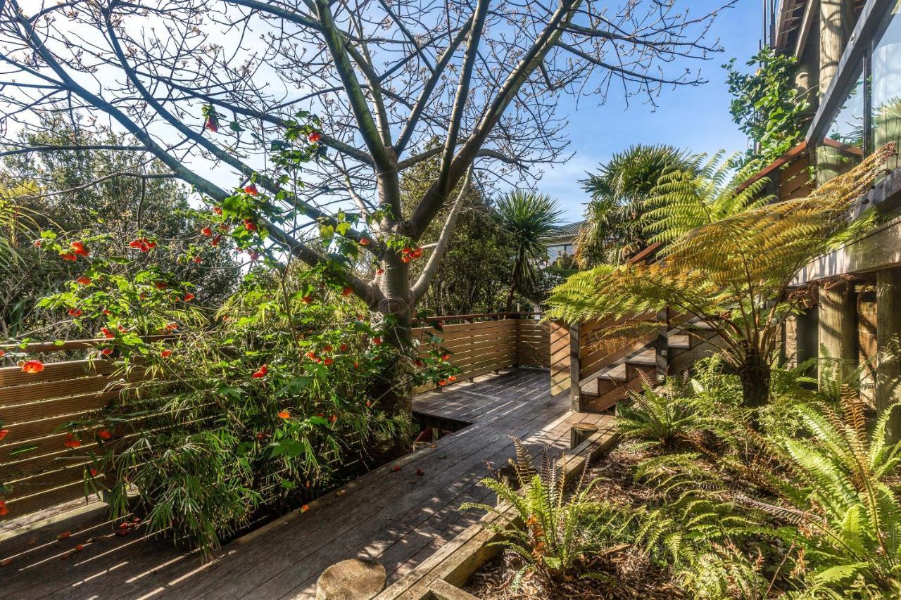 Villa Taonga With Sea Views By Waiheke Unlimited Oneroa Exterior foto